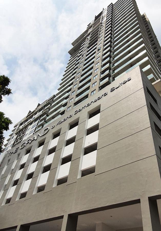 Pj The Grand By Skylimit Suites Petaling Jaya Exterior foto